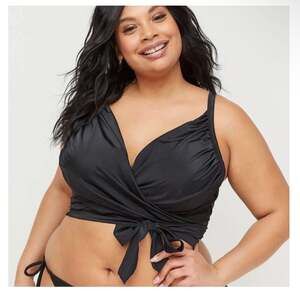 Cacique Swim Black Plunge Tie-Front Bikini Top Size 46C